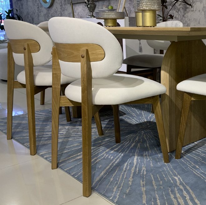 Silla Comedor Boreal con Patas Wengue descubre la Elegancia