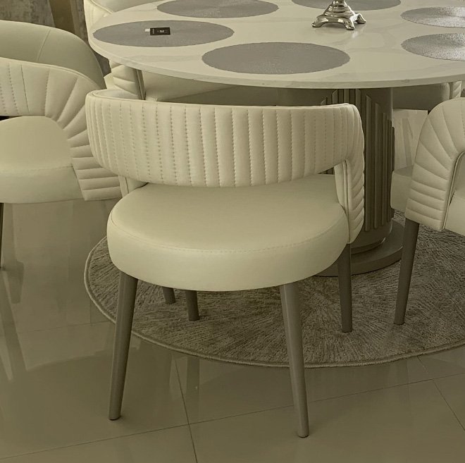 Silla de Comedor Piero Elegancia y Confort en Cada Cena