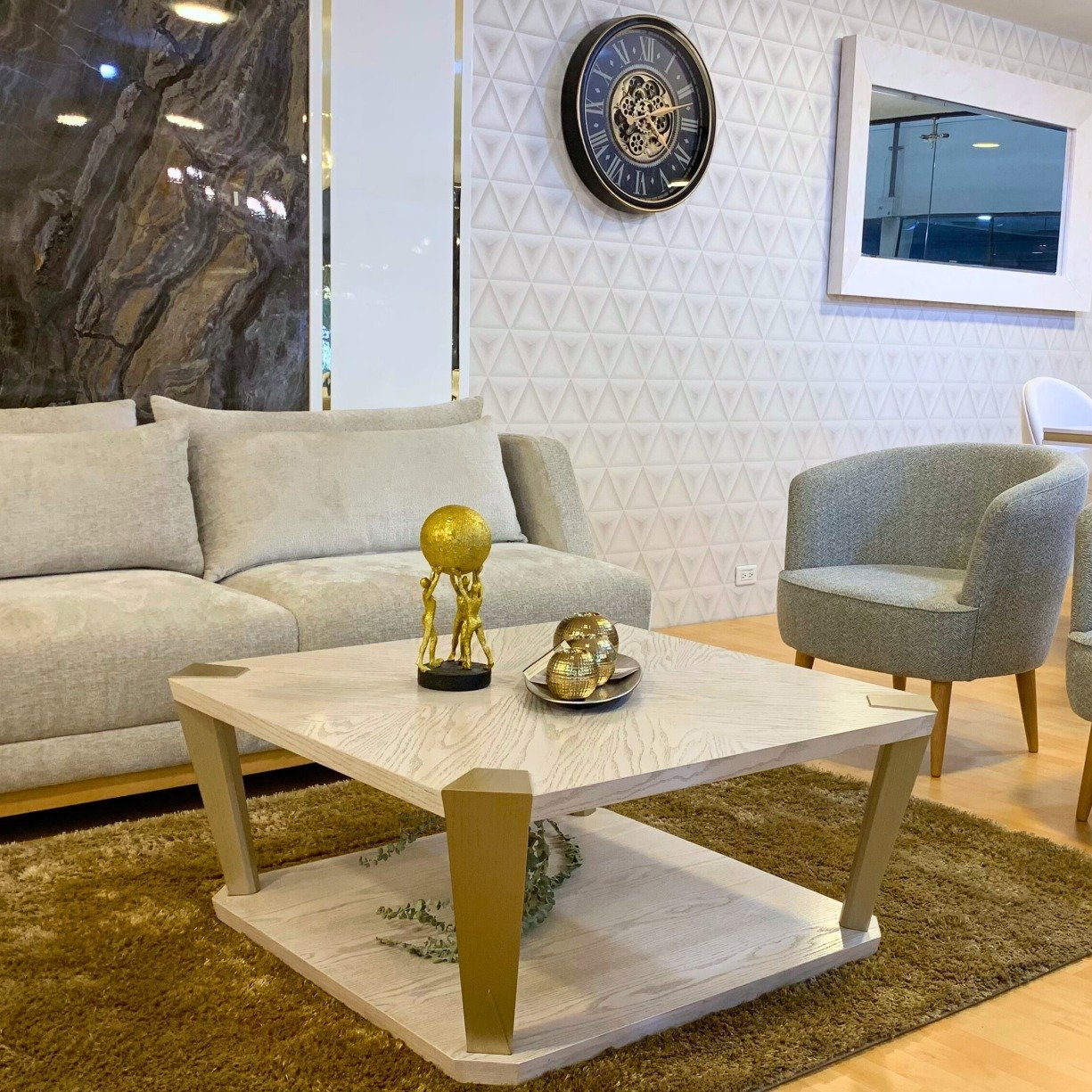 Mesa de Centro Diamante – Elegancia y Personalización Únicas